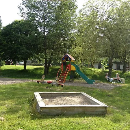 캠프장 Le Paradou Camping & Gites *