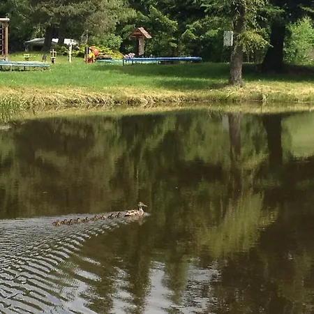 Le Paradou Camping & Gites Saint-Priest-la-Prugne
