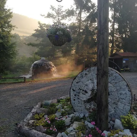 캠프장 Le Paradou Camping & Gites Saint-Priest-la-Prugne