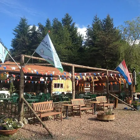캠프장 Le Paradou Camping & Gites Saint-Priest-la-Prugne