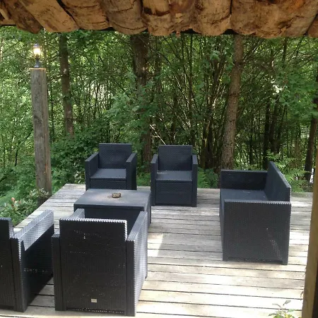 Le Paradou Camping & Gites * Saint-Priest-la-Prugne