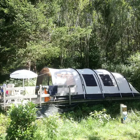 Le Paradou Camping & Gites 캠프장 Saint-Priest-la-Prugne